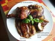 Kräuterhähnchen umgeben von Kartoffeln und Schalotten - Rezept