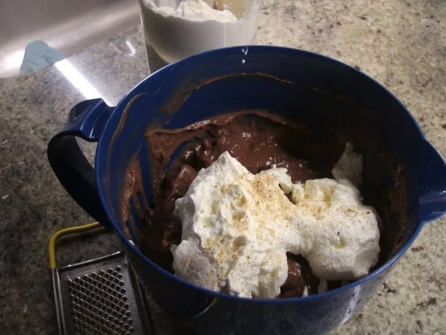 Rezept: Dessert: Schoko-Kirsch-Becher Bild Nr. 5 Dessert: Schoko-Kirsch-Becher - Rezept - Bild Nr. 5