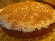 Hohenstaufener Sauerkirschkuchen mit Sahne,Brösel und Kirschwasser - Rezept