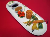 Rezept: Gemรผse-Tempura mit dreierlei Dips Gemรผse-Tempura mit dreierlei Dips - Rezept