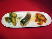 Gegrillter Lachs auf Mangosalsa mit Kräuterkartoffeln - Rezept