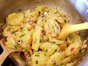 Warmer Kartoffelsalat - Rezept