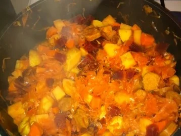 Veganer Borschtsch-Sauerkraut-Eintopf - Rezept - Bild Nr. 2