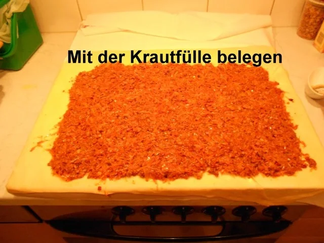Rezept: Faschierter Krautstrudel Bild Nr. 18 Faschierter Krautstrudel - Rezept - Bild Nr. 18