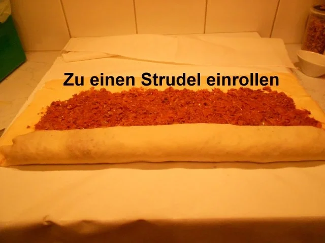 Rezept: Faschierter Krautstrudel Bild Nr. 19 Faschierter Krautstrudel - Rezept - Bild Nr. 19
