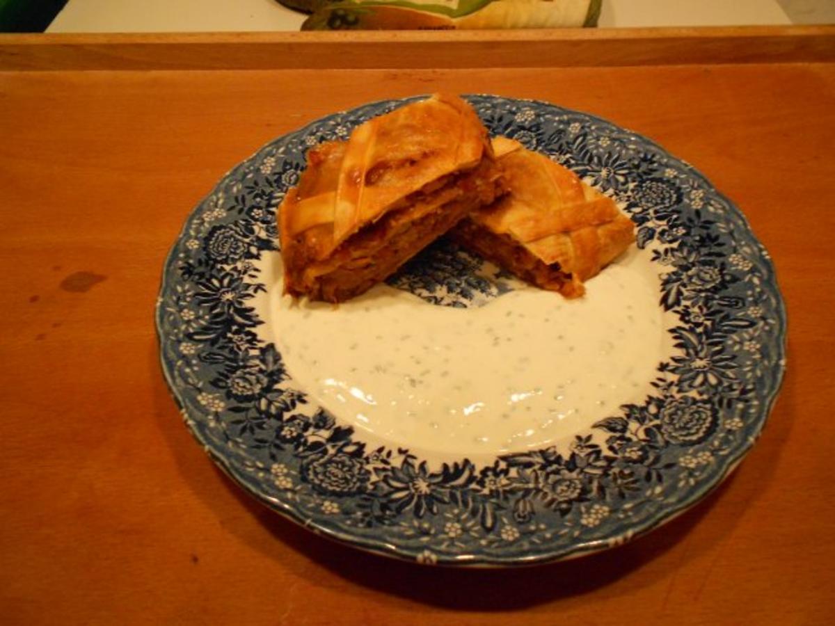 Bilder für Faschierter Krautstrudel - Rezept