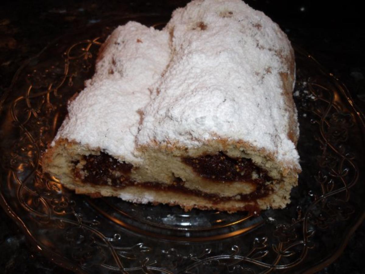 Bilder für Feigen-Stollen - Rezept