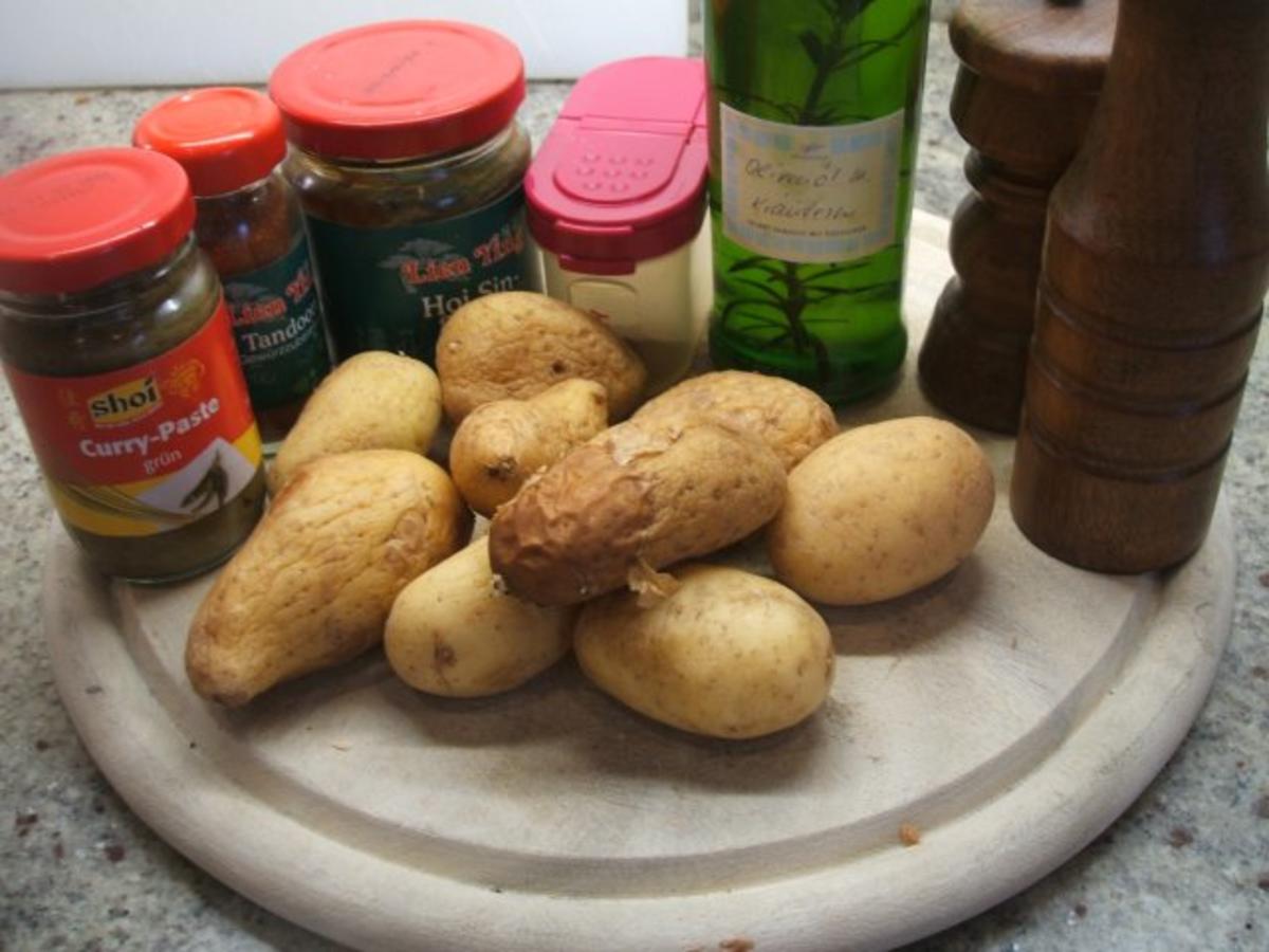 Kartoffeln: Würzig marnierte Ofenkartoffeln mit Dip - Rezept - Bild Nr. 2