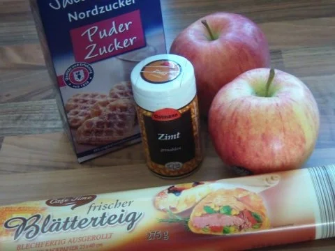 Apfelstrudel und Plaumenmusstrudel - Rezept - Bild Nr. 2