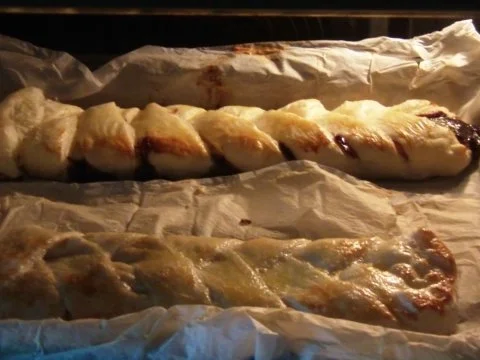 Apfelstrudel und Plaumenmusstrudel - Rezept - Bild Nr. 8