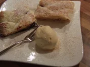 Apfelstrudel und Plaumenmusstrudel - Rezept