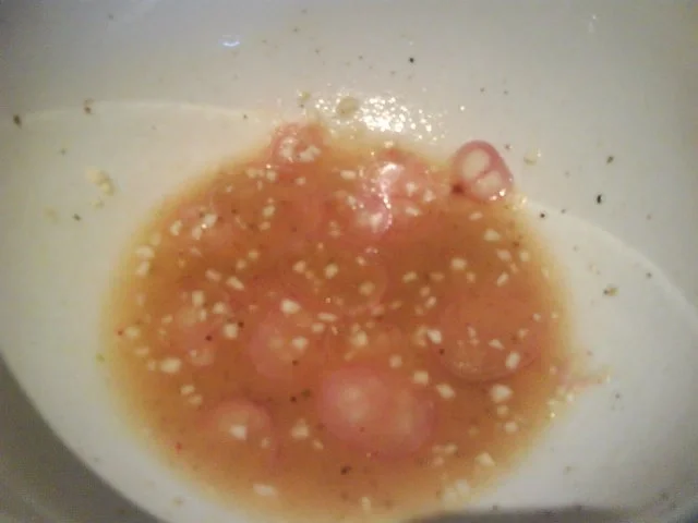 Spinatsalat mit Apfel und Pinienkerne - Rezept - Bild Nr. 3