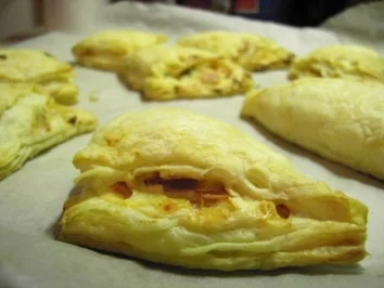 Pikantes Gebäck: Schinken-Topfen-Tascherl - Rezept