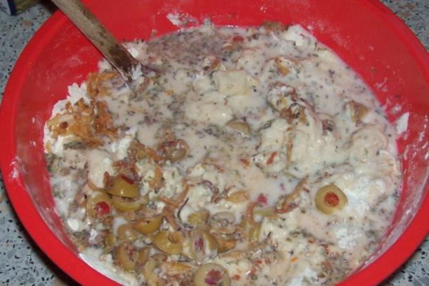 Köstliches Oliven-Kräuter-Brötchen Rezept
