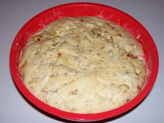 Rustikales Zwiebel-Oliven-Brot - Rezept - Bild Nr. 5