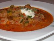 Eintöpfe/Suppen: Feiner Zwiebel-Gemüse-Eintopf mit Paprika-Hackbällchen - Rezept
