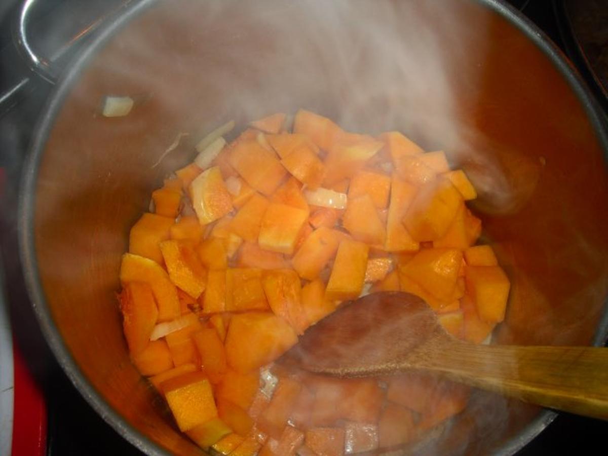 Kürbiscremesuppe mit Ingwer - einfach - 69 kcal/100g