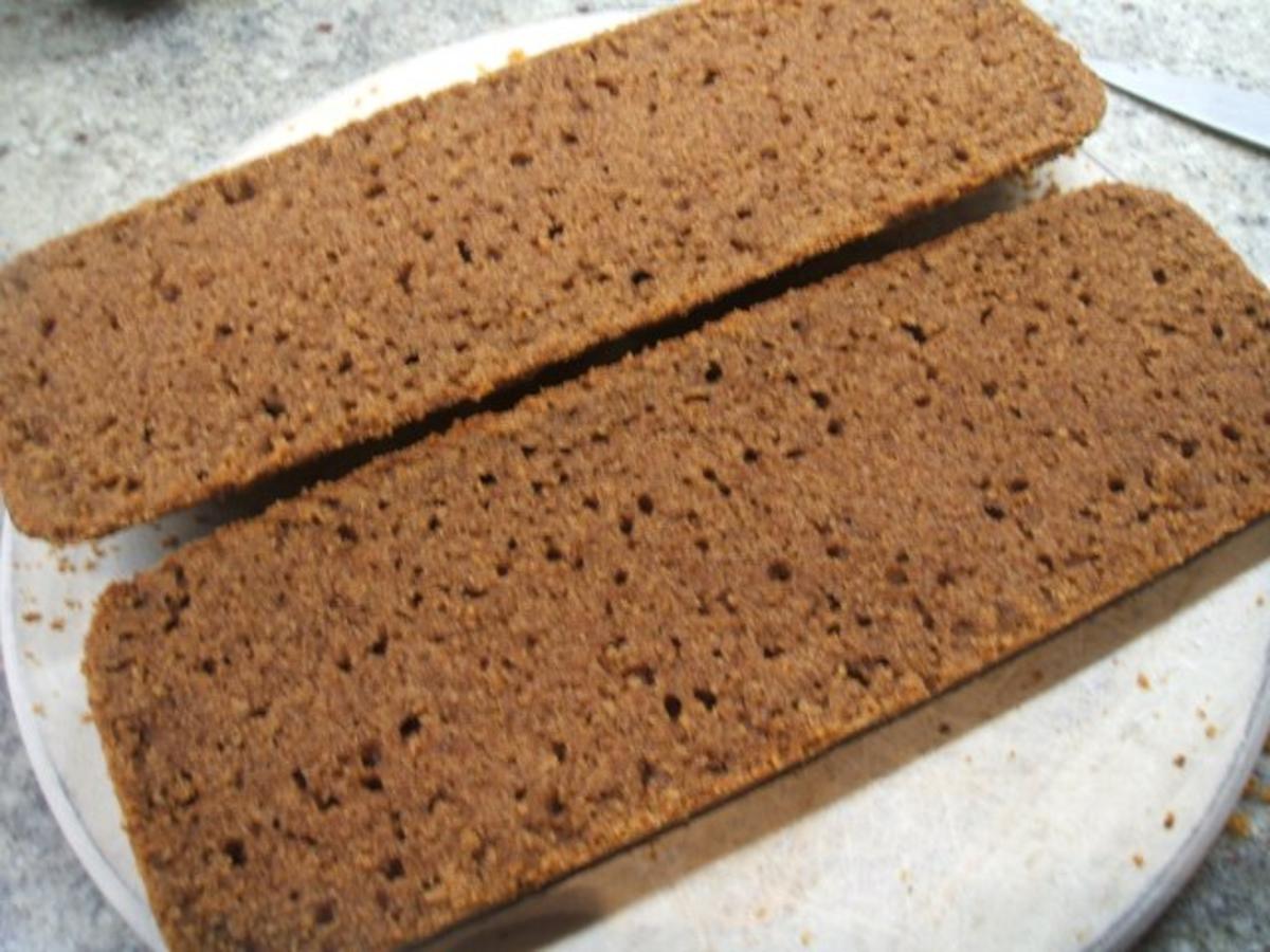 Backen: Spekulatius-Kuchen mit Apfelfüllung - Rezept - kochbar.de