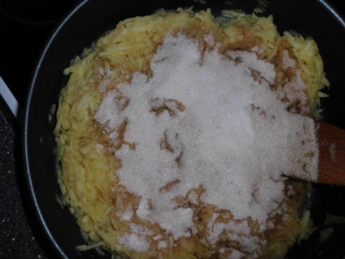 Zimt-Apfelkuchen mit Decke - Rezept - Bild Nr. 9