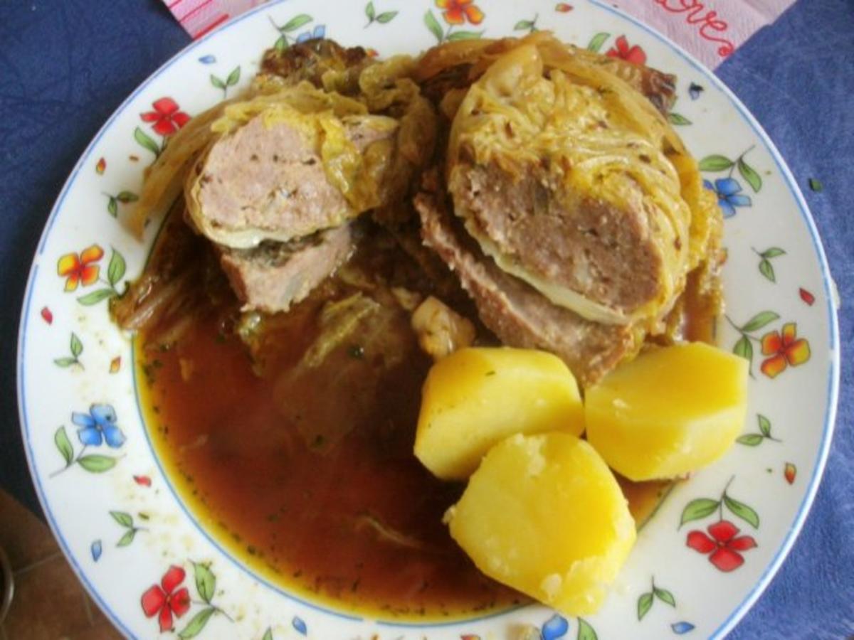 Bilder für herzhafte Kohlrouladen ......vom Wirsing - Rezept