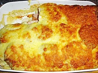 Semmelknödel-Fleischkäs Auflauf - Rezept