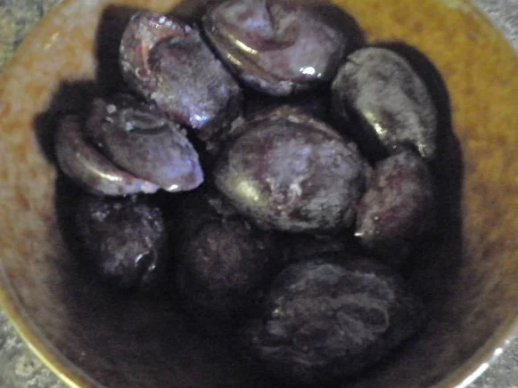 Rezept: Pflaumen - Crumble mit Walnüssen Bild Nr. 3 Pflaumen - Crumble mit Walnüssen - Rezept - Bild Nr. 3