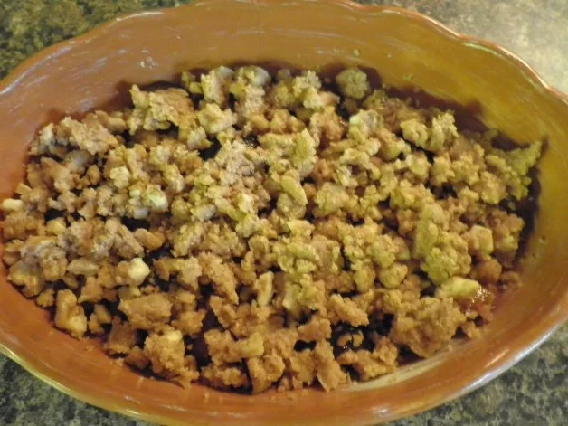 Rezept: Pflaumen - Crumble mit Walnüssen Bild Nr. 11 Pflaumen - Crumble mit Walnüssen - Rezept - Bild Nr. 11