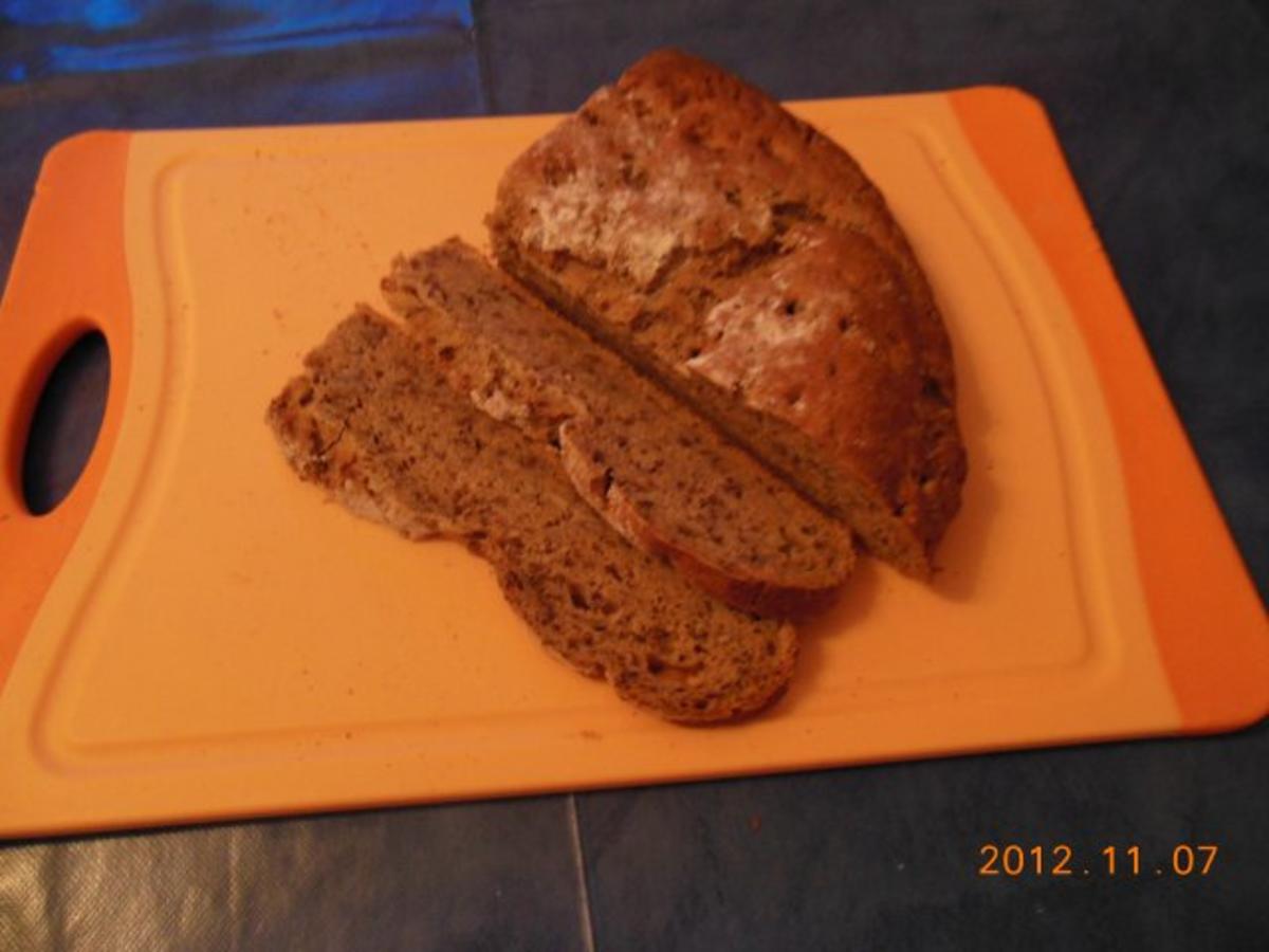 Brot: Vollkornbrot mit Leinsamen - Rezept - Bild Nr. 2