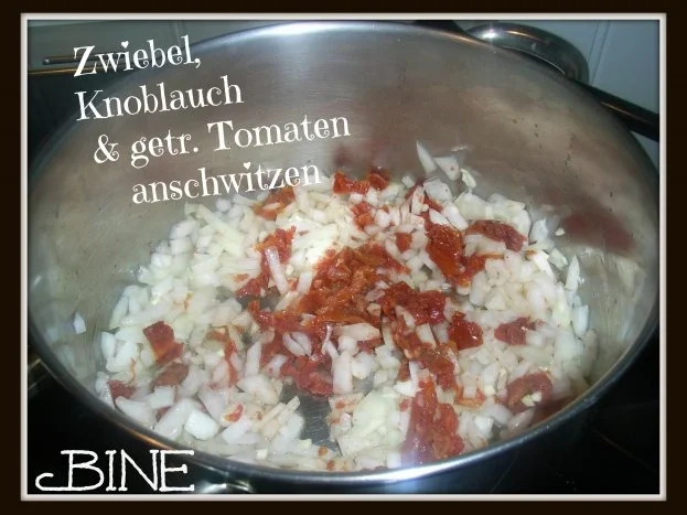 Rezept: BiNe` S RISOTTO MIT GETROCKNETEN TOMATEN & PARMESAN Bild Nr. 4 BiNe` S RISOTTO MIT GETROCKNETEN TOMATEN & PARMESAN - Rezept - Bild Nr. 4