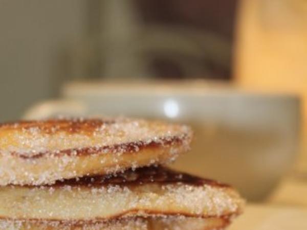 Kleine Pfannkuchen / Pancakes - schnell &amp; einfach - 229 kcal/100g