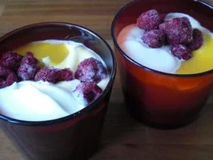 Rezept: Mango-Himbeer-Baiser-Creme Mango-Himbeer-Baiser-Creme - Rezept