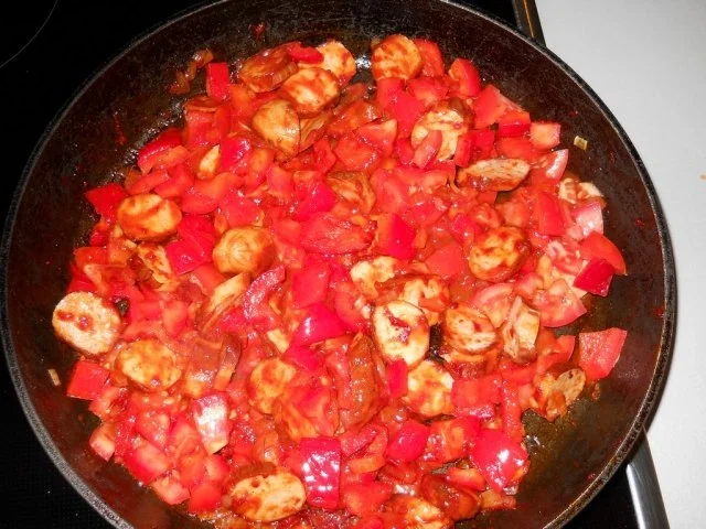 Rezept: Bratwurstpfanne mit Farfalle Bild Nr. 6 Bratwurstpfanne mit Farfalle - Rezept - Bild Nr. 6