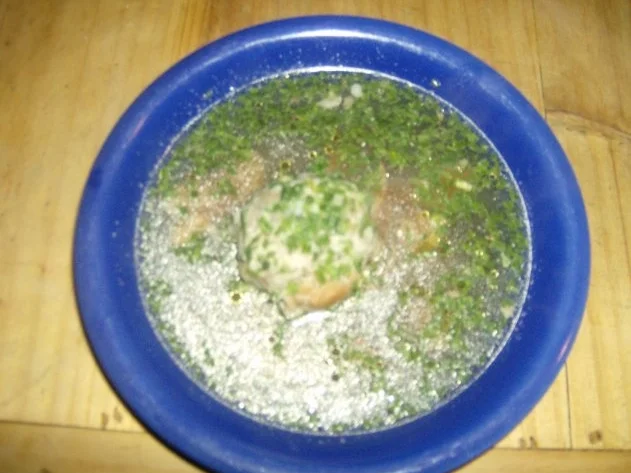 Rezept: Speckknödelsuppe Speckknödelsuppe - Rezept
