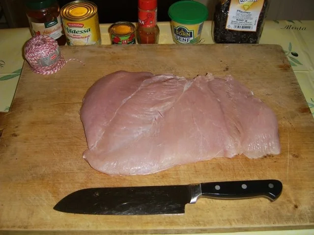 Rezept: Pikant gefüllte Putenbrust Bild Nr. 3 Pikant gefüllte Putenbrust - Rezept - Bild Nr. 3