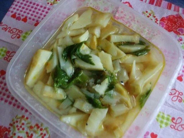 Rezept: einfach nur ein "" Selleriesalat "" Bild Nr. 2 einfach nur ein "" Selleriesalat "" - Rezept - Bild Nr. 2