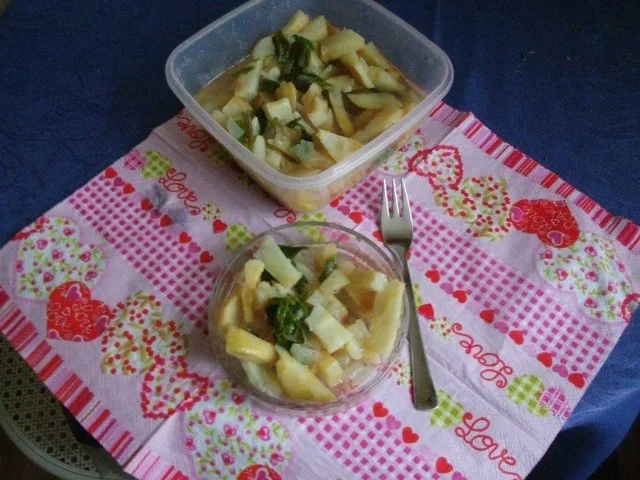 Rezept: einfach nur ein "" Selleriesalat "" Bild Nr. 6 einfach nur ein "" Selleriesalat "" - Rezept - Bild Nr. 6