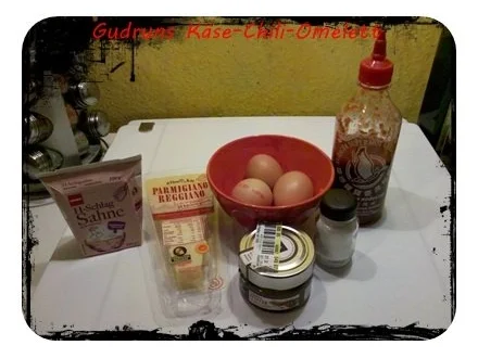 Rezept: Eier: Käse-Chili-Omelett Bild Nr. 2 Eier: Käse-Chili-Omelett - Rezept - Bild Nr. 2