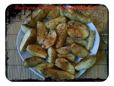 Rezept: Kartoffeln: Pikante Kartoffelspalten Bild Nr. 5 Kartoffeln: Pikante Kartoffelspalten - Rezept - Bild Nr. 5