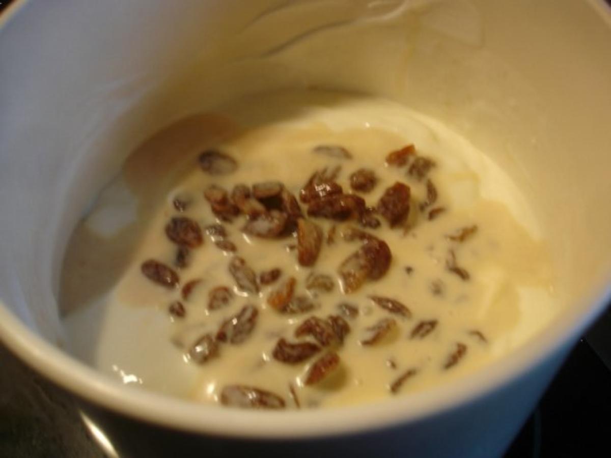 Joghurt-Quark mit Rum-Sultaninen - Rezept - Bild Nr. 5