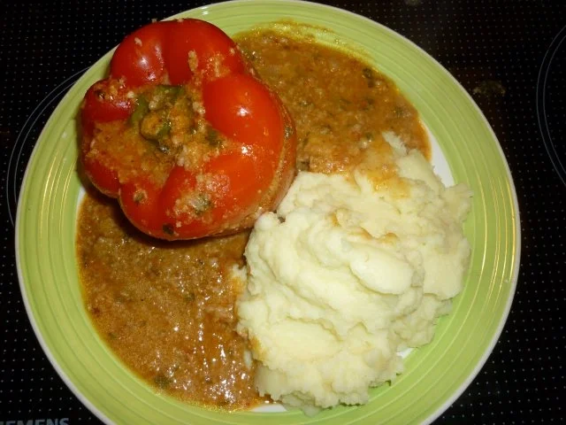 GEFÜLLTE PAPRIKASCHOTEN - Rezept - Bild Nr. 2