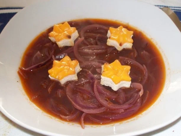 Rote Zwiebelsuppe - Rezept - Bild Nr. 2