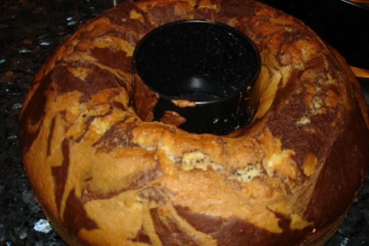 Grundrezept: Weicher Rührteig für Napfkuchen - Rezept - kochbar.de