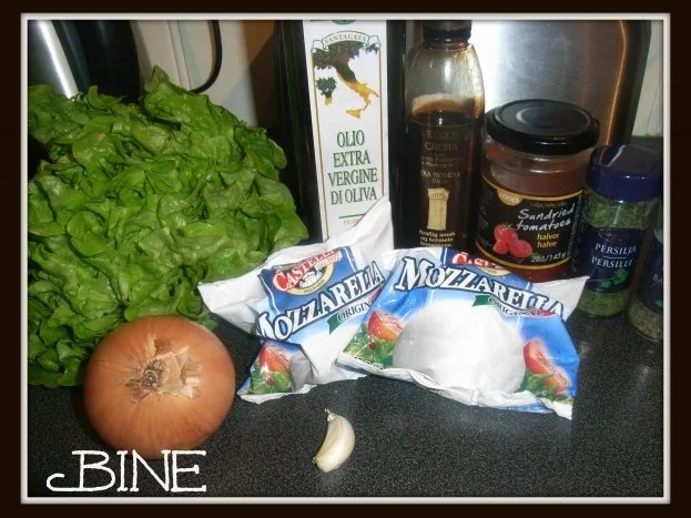 BiNe` S MOZZARELLASALAT MIT GETROCKNETEN TOMATEN - Rezept - Bild Nr. 2