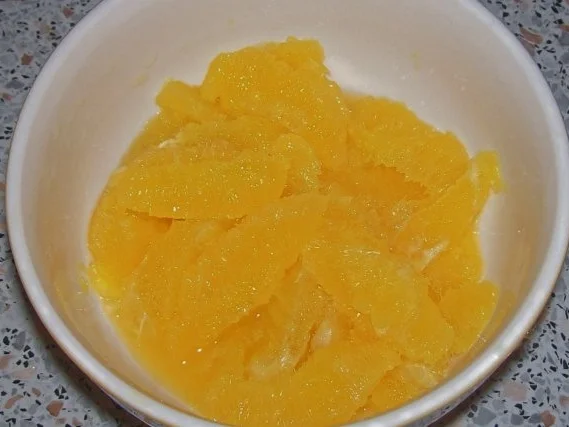 Salat/Vorspeise: Fruchtiger Avocado-Orangen-Salat mit Granatapfel - Rezept - Bild Nr. 2