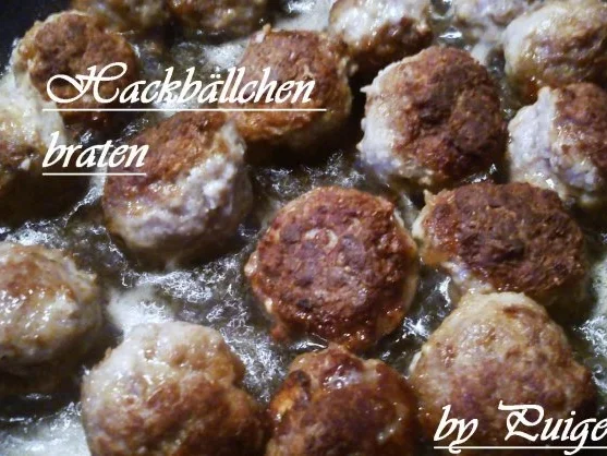 Rezept: Blumenkohl an Zwiebelhackbällchen und Salzkartoffeln Bild Nr. 4 Blumenkohl an Zwiebelhackbällchen und Salzkartoffeln - Rezept - Bild Nr. 4