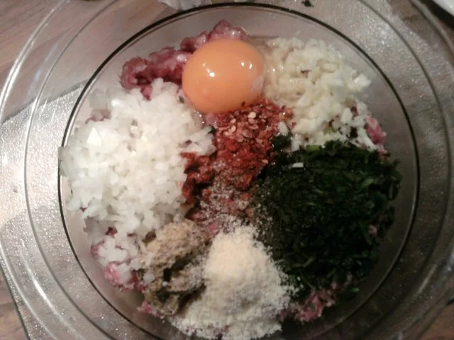 Trappers "Hacksteaks Cordon-Bleu" mit Bolognese-Soße - Rezept - Bild Nr. 2