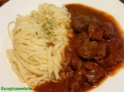 Rezept: Fleisch: GULASCHTOPF sehr pikant gewรผrzt Fleisch: GULASCHTOPF sehr pikant gewรผrzt - Rezept