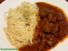 Fleisch:   GULASCHTOPF   sehr pikant gewürzt - Rezept
