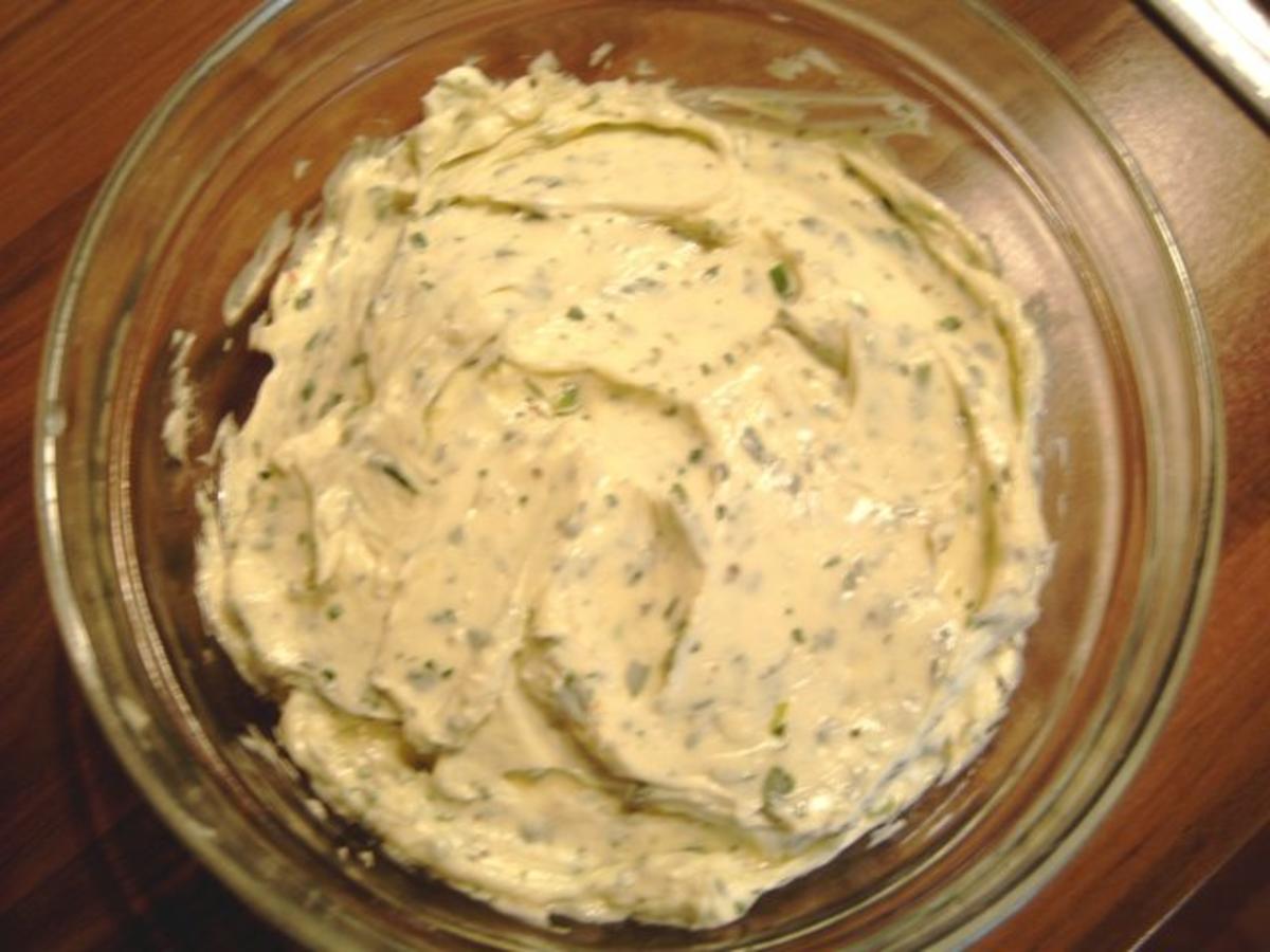 Mel´s Kräuter-Knoblauch Butter - Rezept