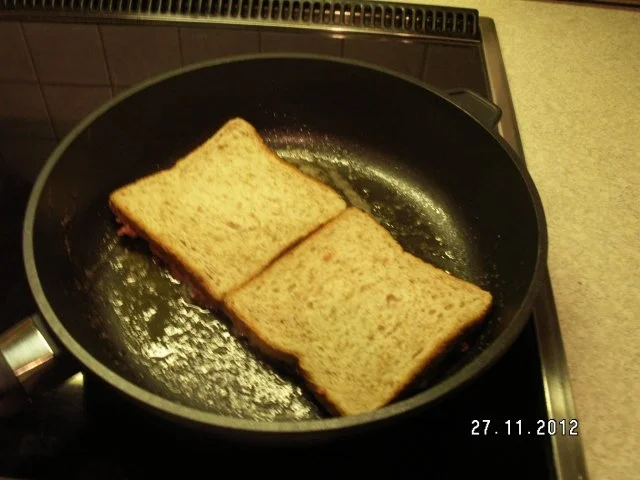 Brot mit Spiegelei und Hack - Rezept - Bild Nr. 7